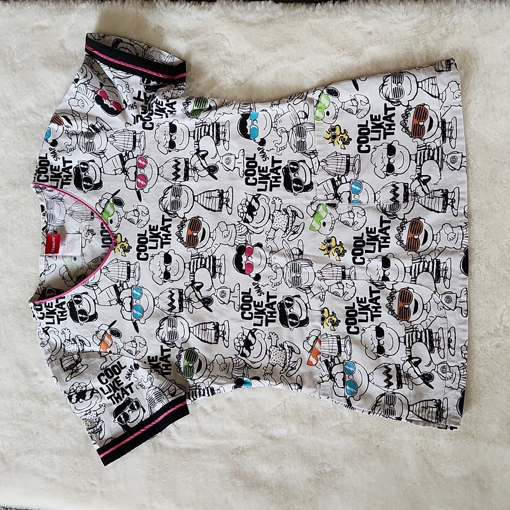 Peanuts "Cool  Like That" Scrub Top Shirt Women's Size S